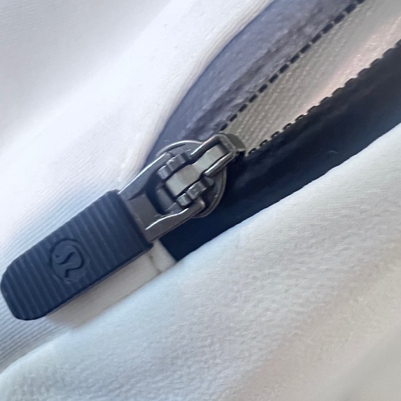 Mist Over Windbreaker - Picture 7 of 8